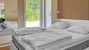 6 Schlafzimmer, Reisekinderbett, kostenloses WLAN
