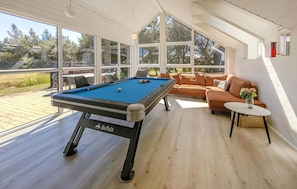 Games room - Stunning home in Glesborg with sauna (Glesborg)