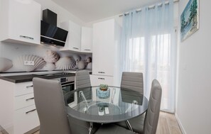 Dining - Amazing apartment in Rab Barbat with WiFi (Rab Barbat)