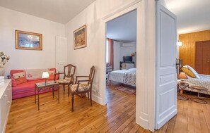 5 Schlafzimmer, Bügeleisen/Bügelbrett, Reisekinderbett, kostenloses WLAN