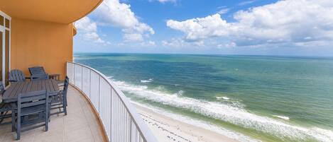 Condo, 3 Bedrooms | Outdoor dining