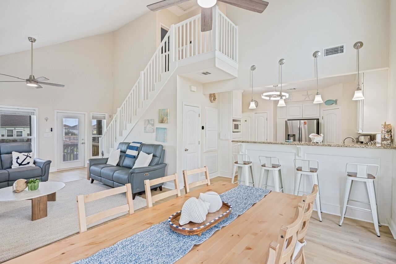 House, 3 Bedrooms | Living area | Smart TV