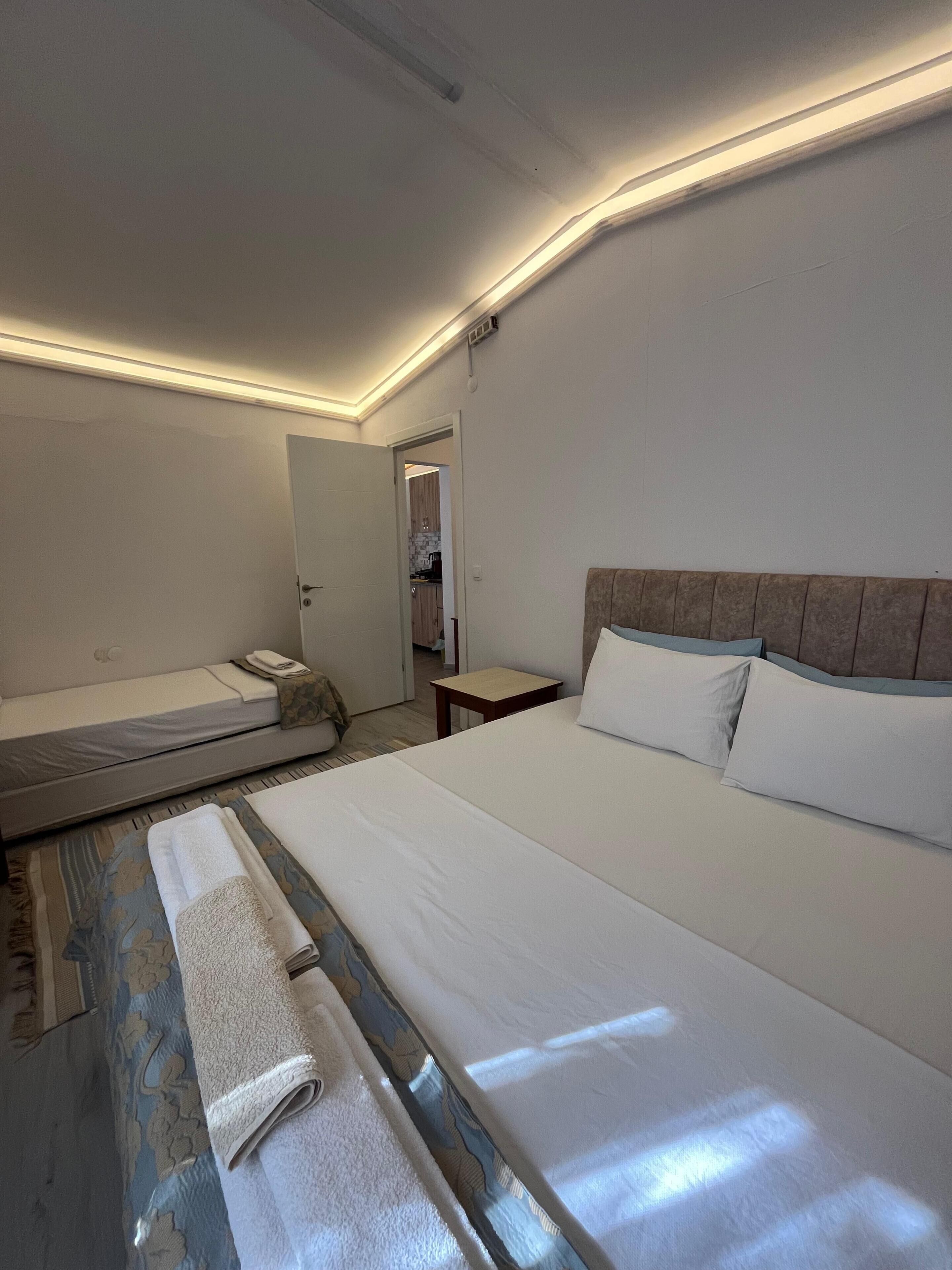 Familien-Vierbettzimmer, Balkon | Kostenloses WLAN