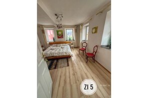 7 室のベッドルーム、アイロン / アイロン台、WiFi、ベッドシーツ
