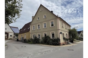 Exterior - Vrbo Property (Burghaslach)