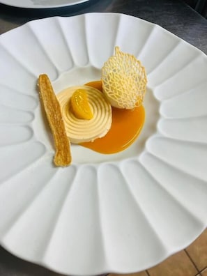 Tägliches kontinentales Frühstück gegen Gebühr