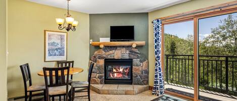 TV, fireplace