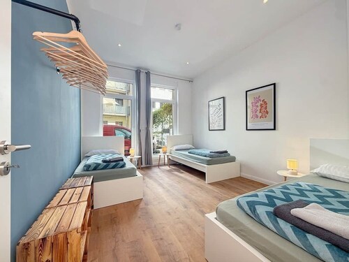 Design Suite 2 Bedrooms + Living Room & Balcony