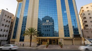 Bagian depan properti
