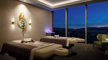 Couples treatment rooms, sauna, steam room, body treatments