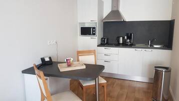 Standard Apartment, Balcony | Dining