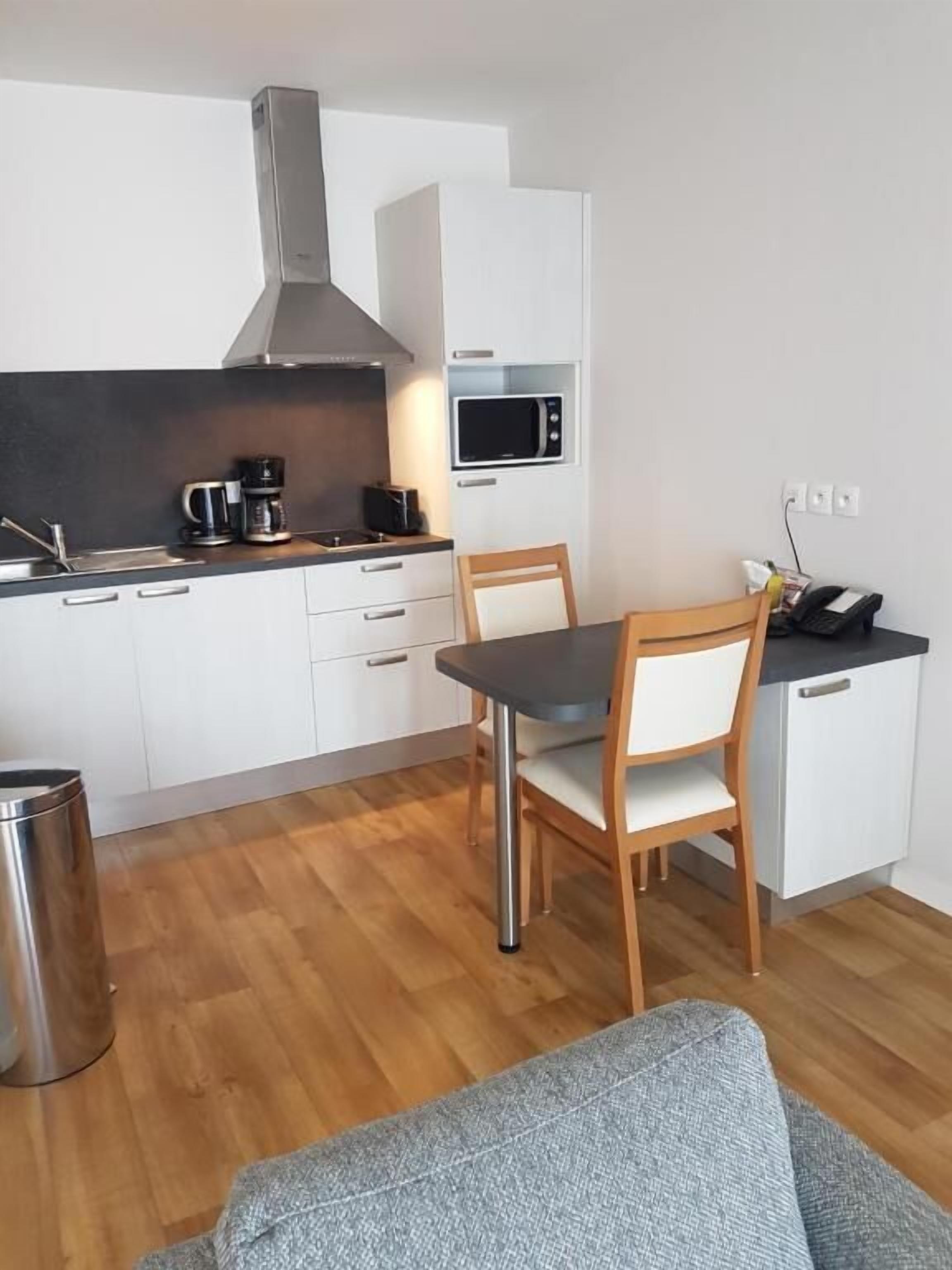 Standaard appartement, balkon | Dineren