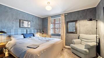 5 chambres, fer et planche à repasser, Wi-Fi, draps fournis
