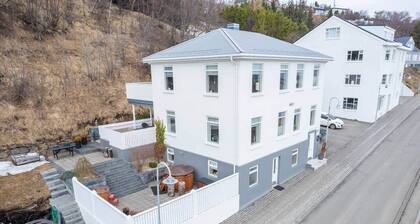 Luxury Nordic Villa w/ Hot Tub & Beautiful Views
