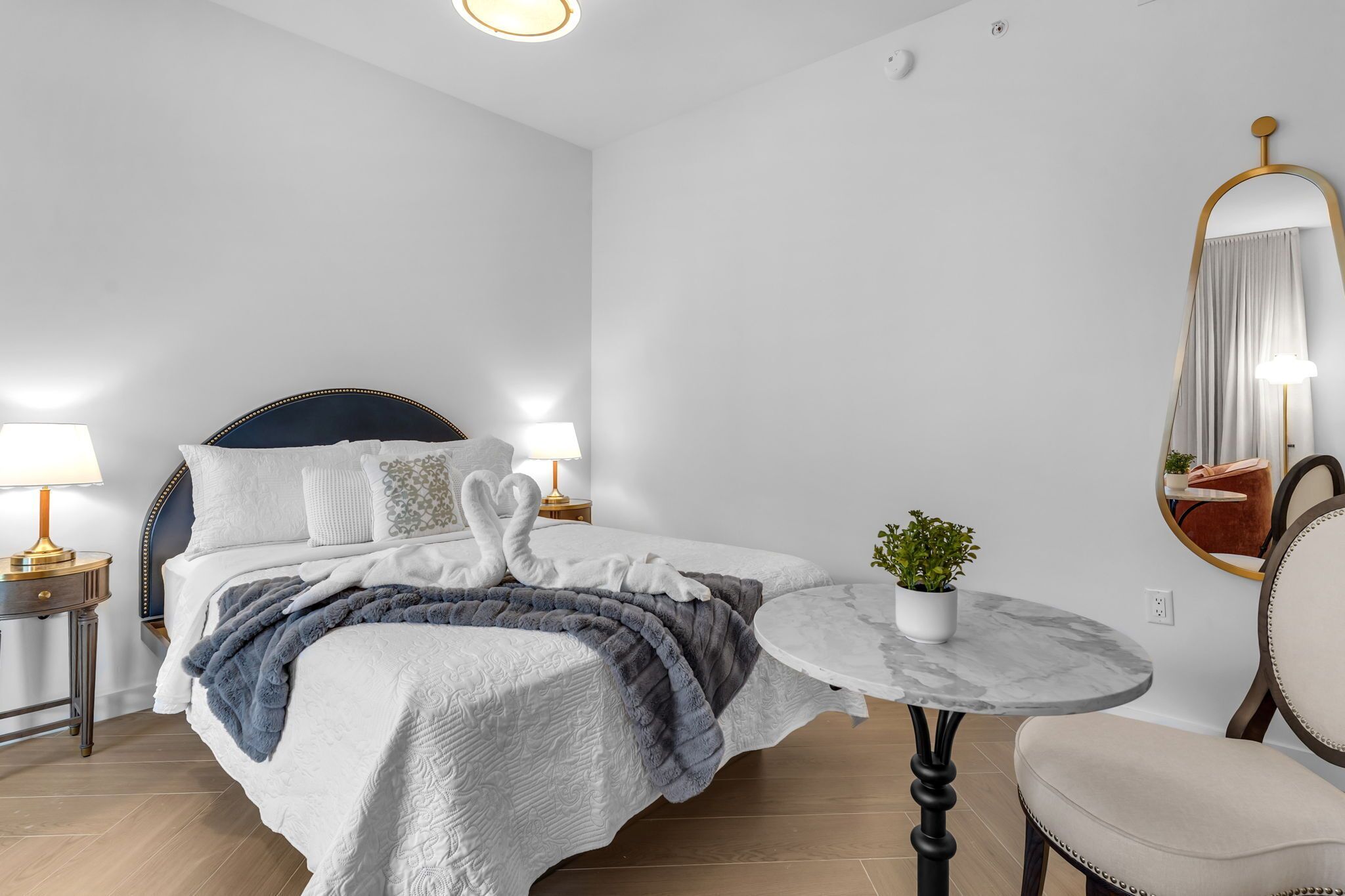 Apartment, Klimaanlage, Stadtblick | Schallisolierte Zimmer, Bügeleisen/Bügelbrett, kostenloses WLAN