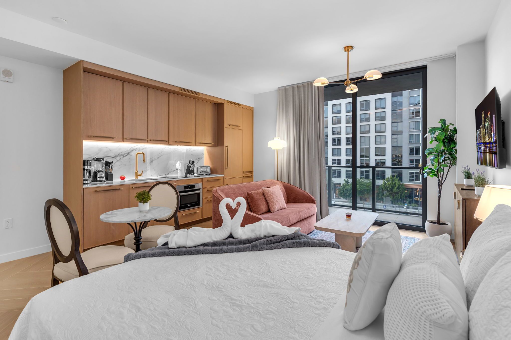 Appartement, climatisation, vue ville | Chambres insonorisées, fer et planche à repasser, Wi-Fi gratuit
