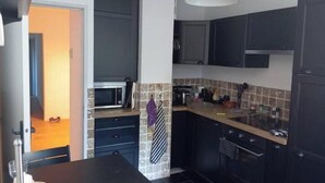 Private kitchen - Very large apartment, 115 m² (Occitanie)