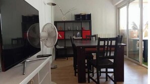 Dining - Very large apartment, 115 m² (Occitanie)