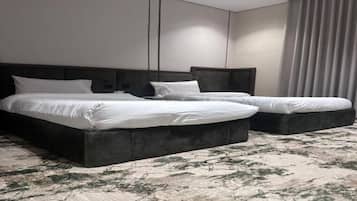 In-room safe, iron/ironing board, free WiFi