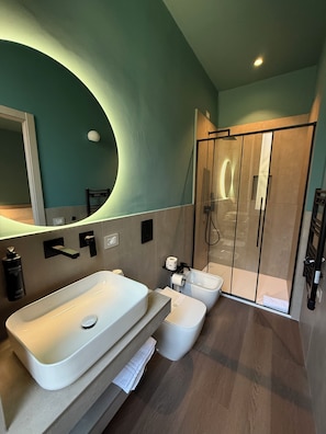 Deluxe Triple Room | Bathroom - Medinblu Dependance II Settembre (Reggio Calabria)