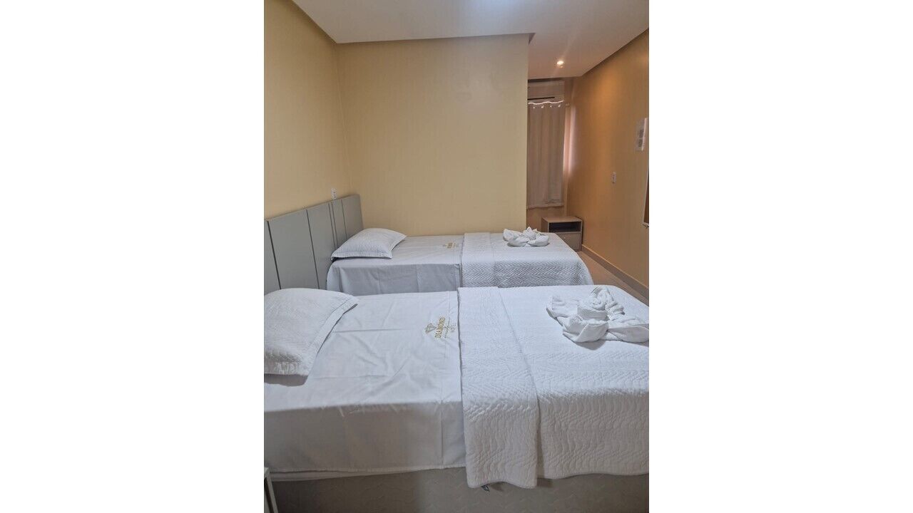 Classic Twin Room | Free WiFi