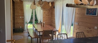 Charmant chalet neuf de 90m2 au cœur du village, 3 chambres et 2 salles de bain