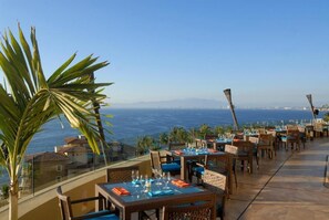 Outdoor dining - 3-Bedroom Suite at Garza Blanca, Puerto Vallarta (Puerto Vallarta)