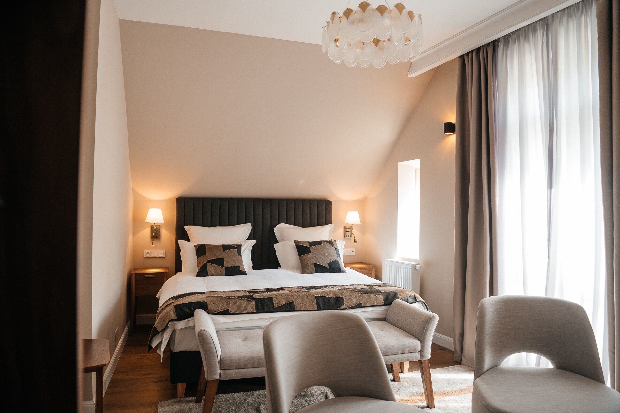 Comfort Double Room, City View | Desk, WiFi (free)