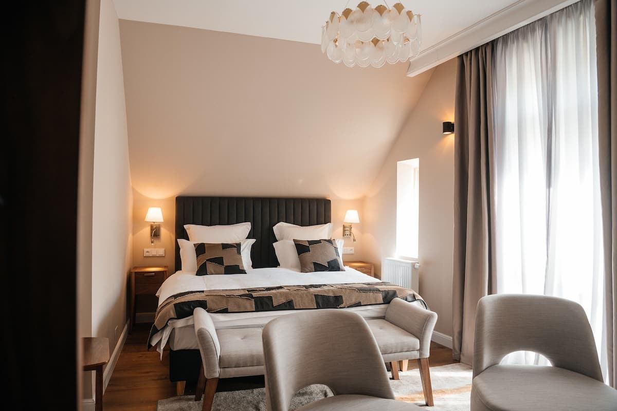Comfort Double Room, City View | Desk, free WiFi