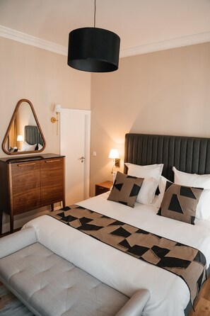 Luxury Suite, City View | Desk, free WiFi - Castle Hill Residence (Karlovy Vary)