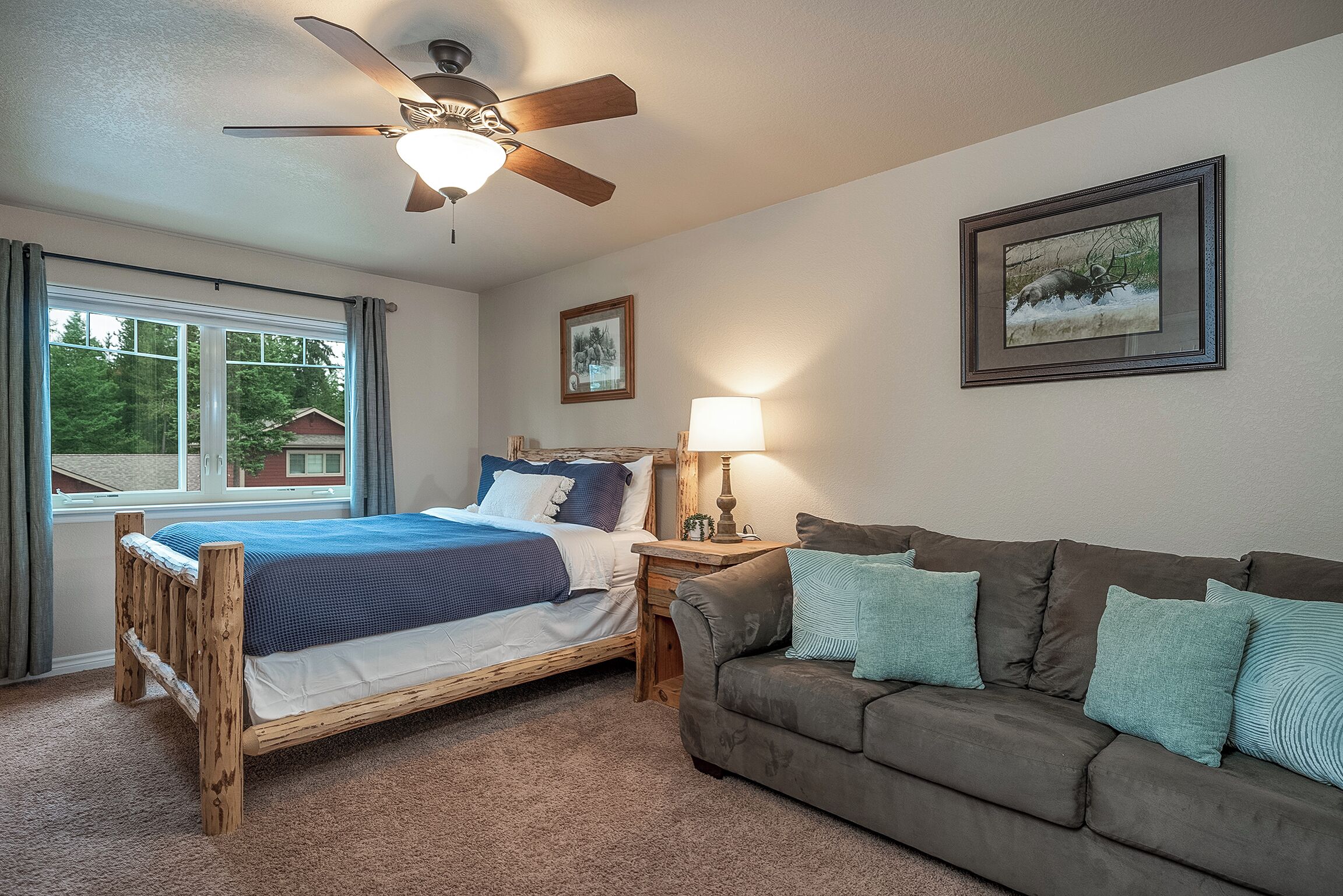 3 bedrooms, iron/ironing board, WiFi (free), bed sheets