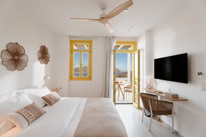 WiFi (free), bed sheets - Deluxe Suite with Shared Pool and Seaview (Kimolos)