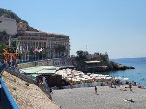 Point of interest - ⭐JAMES DEAN Studio⭐ A/C, WiFi, sleeps 2, beach 150m away (Nice)