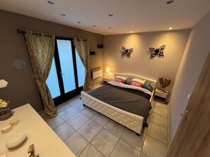 Room - Vrbo Property (Vred)