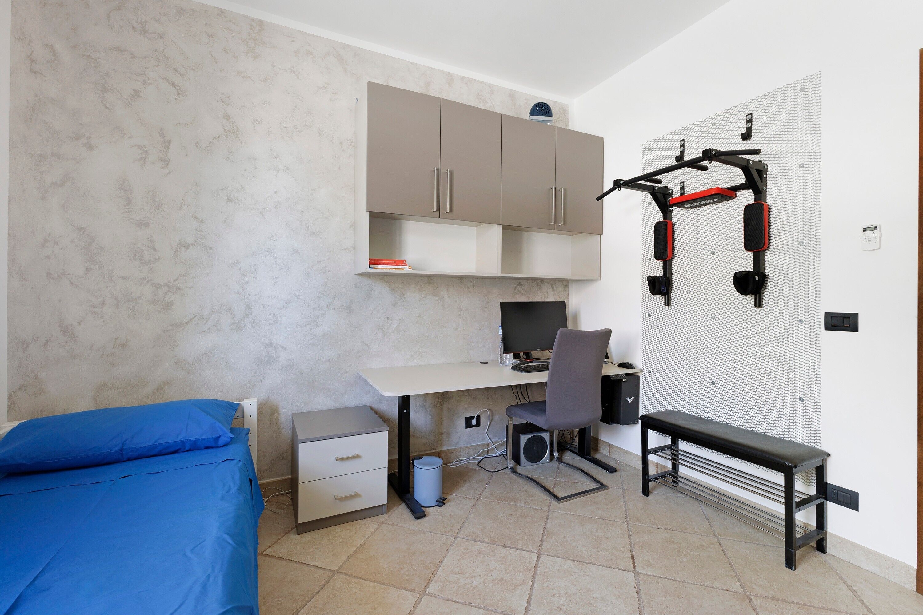 3 bedrooms, WiFi, bed sheets