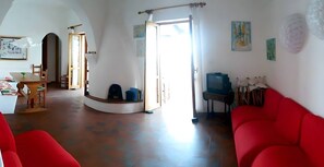TV - Casa Marel - Stromboli: Independent House with Garden and Two Terraces (Stromboli)