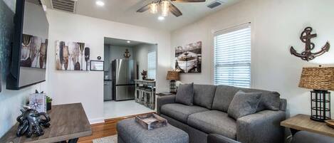 Apartment, 1 Queen Bed with Sofa bed, Balcony, Partial Sea View (1213 Ocean Drive - Unit D) | Living area