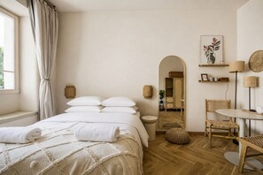 Apartment, Balkon | Bügeleisen/Bügelbrett, kostenloses WLAN