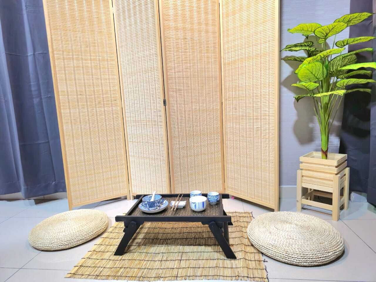 Bloc d'apartaments d'estil japonès, balcó, vistes a la ciutat | Interior