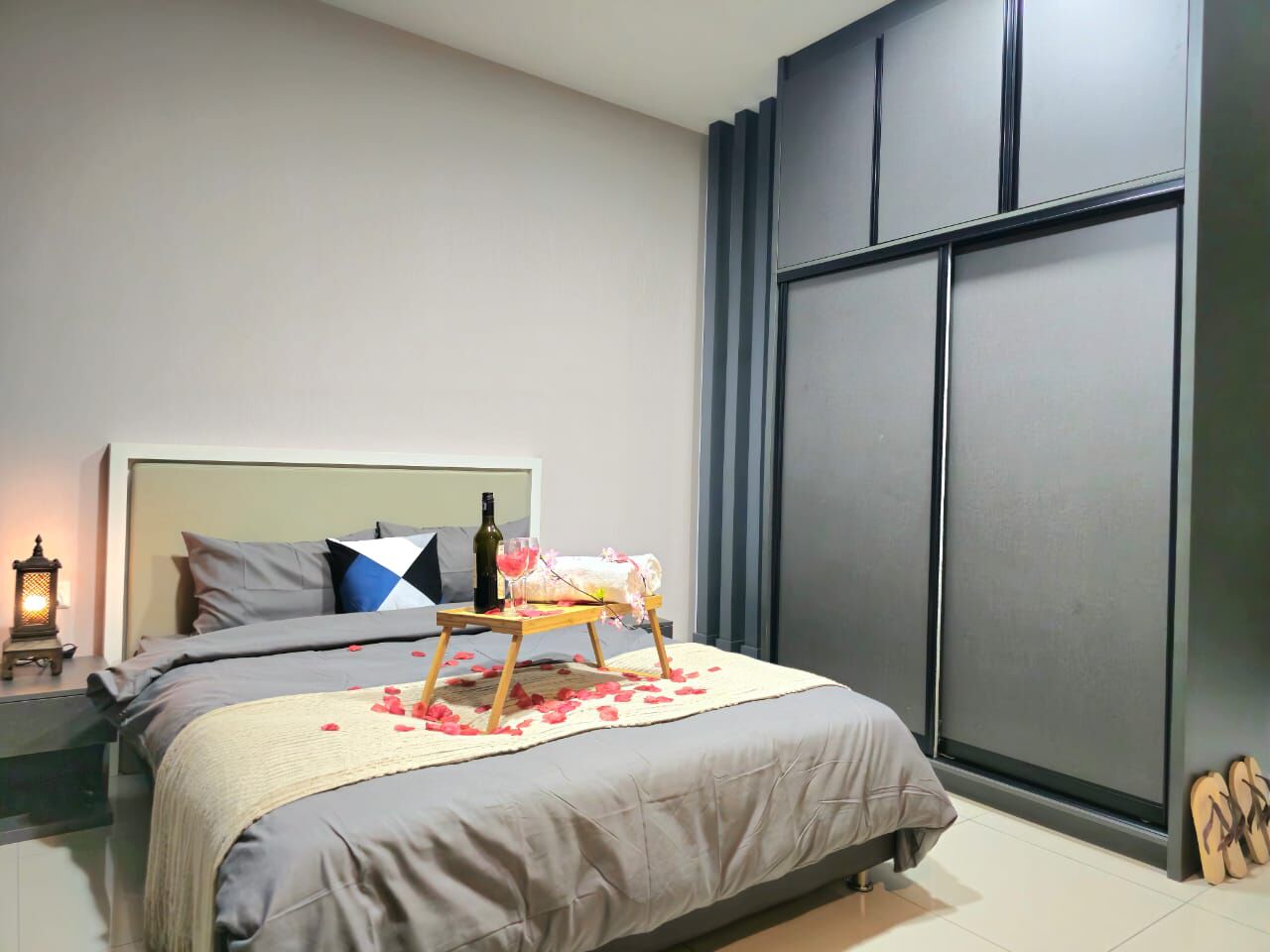Egyptian cotton sheets, premium bedding, iron/ironing board, free WiFi