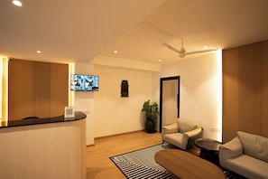 Lobby - The Roost At Wallace Garden (Chennai)