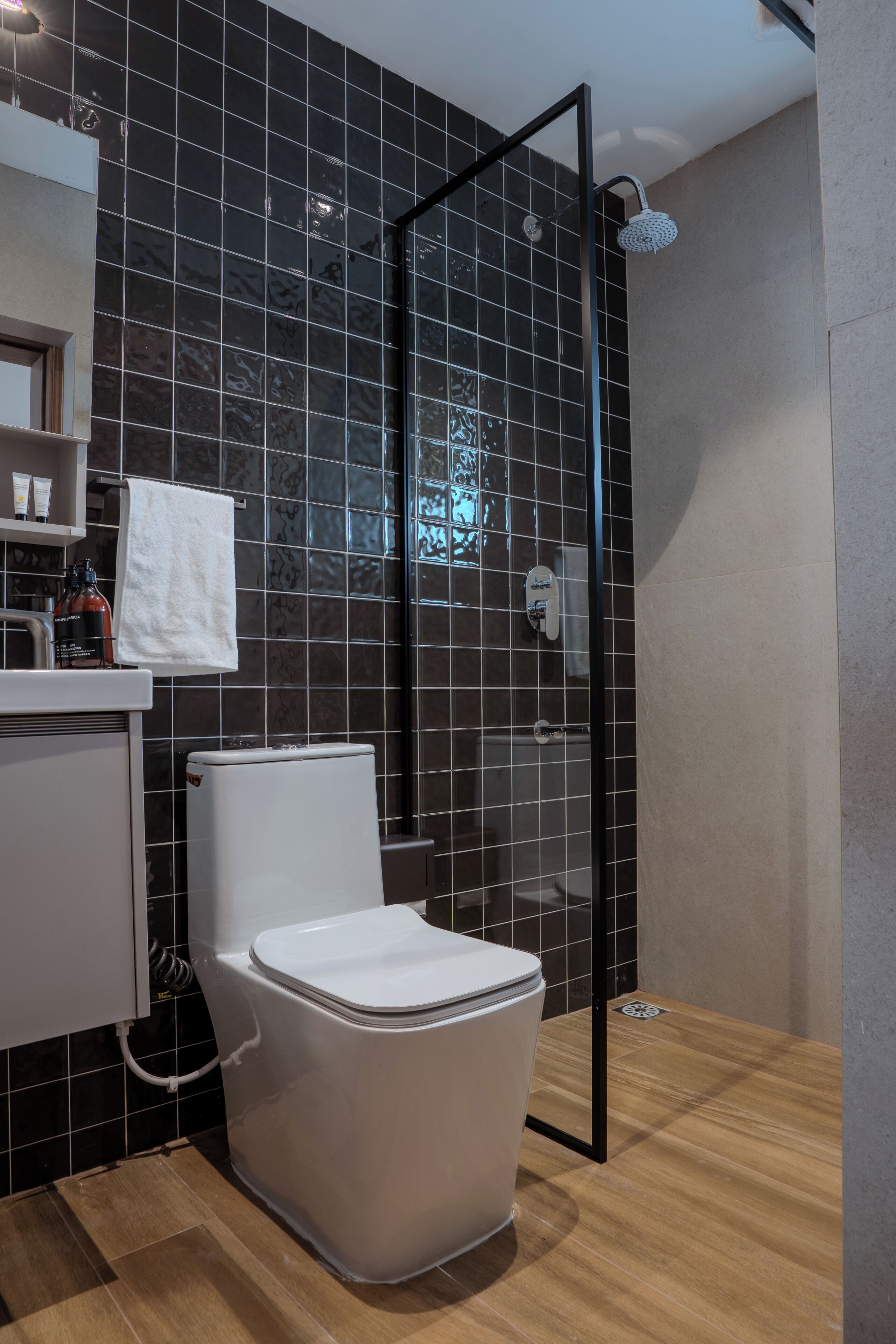 Bathroom | Shower, towels, soap, shampoo