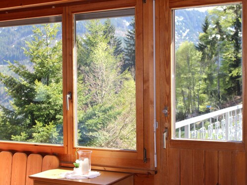 Chalet Iris, (Flumserberg Tannenheim), by Interhome