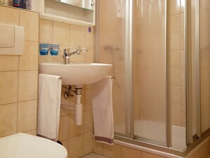 Towels - Schwendihof, (Flumserberg Tannenheim), by Interhome (Flumserberg Tannenheim)
