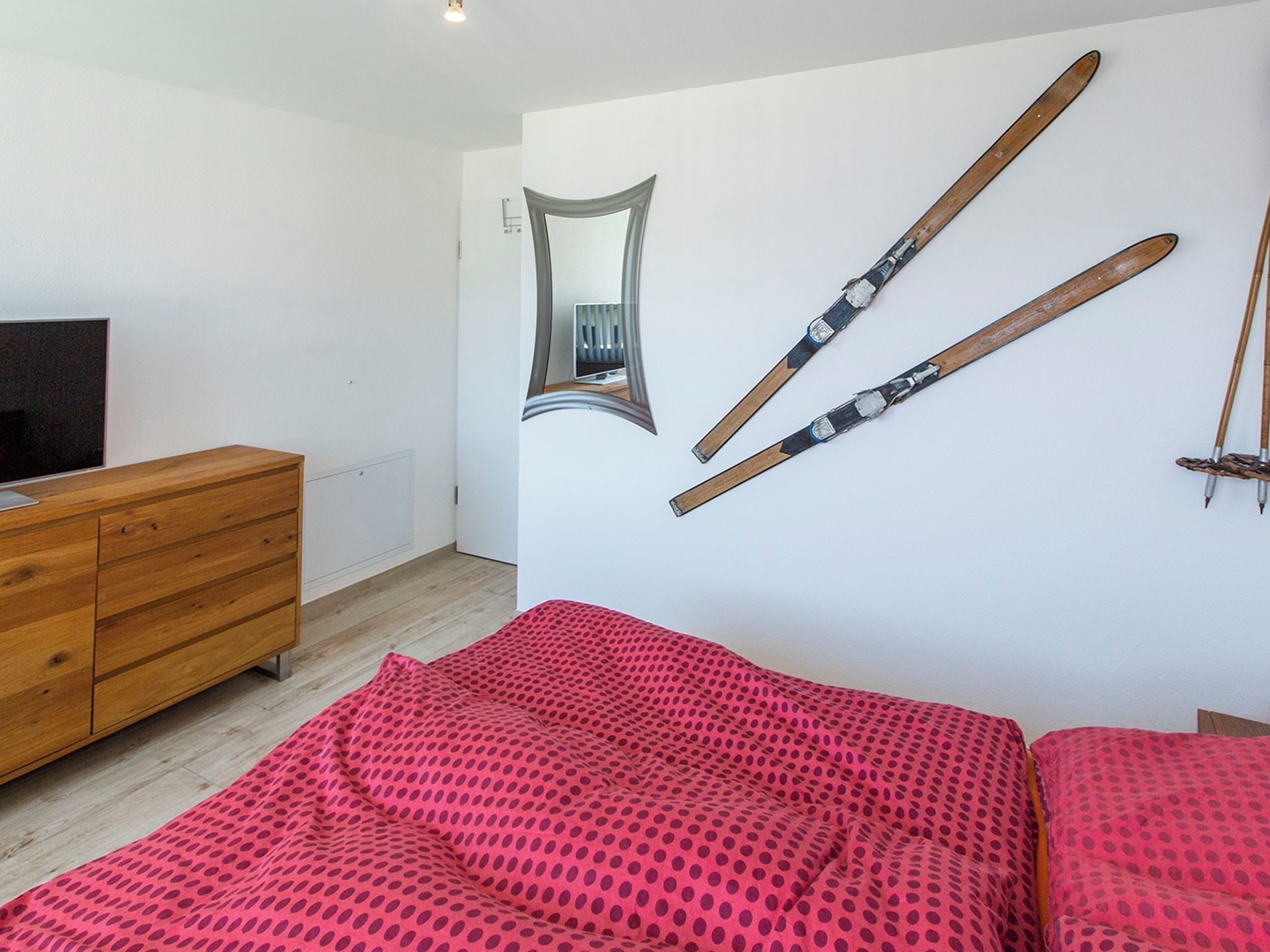 2 bedrooms, internet