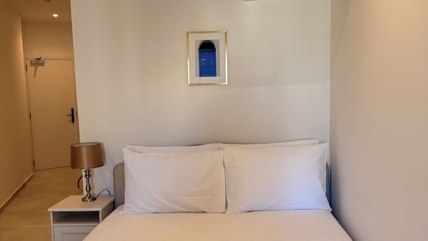 Basic Double Room - Island Club Guest House (Sliema)