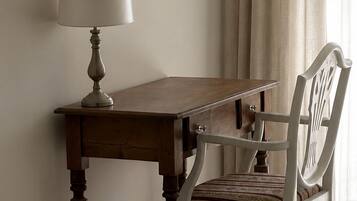 Basic Double Room | Interior