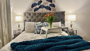 WiFi, bed sheets