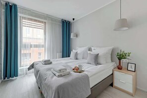 Bügeleisen/Bügelbrett, Reisekinderbett, WLAN, Bettwäsche