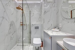 Bathroom - Riverside | Sauna & Gym | Nadmotławie C14 (Gdańsk)